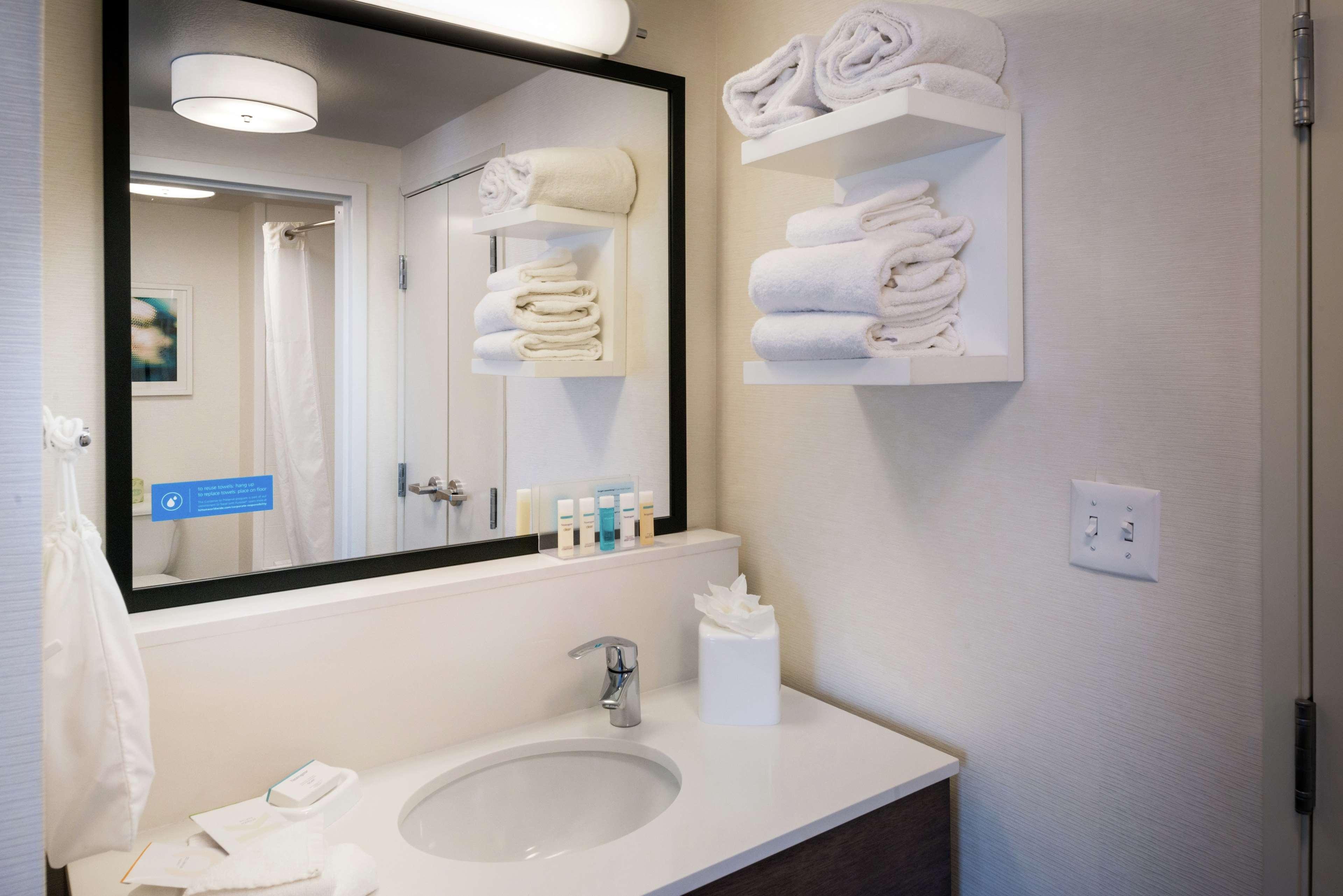 Hampton Inn & Suites Carson City Exteriör bild